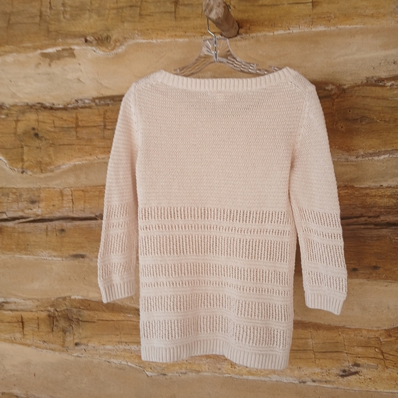 Banana Republic Factory Cream Scoop Neck Sweater Small - Picture 5 of 8